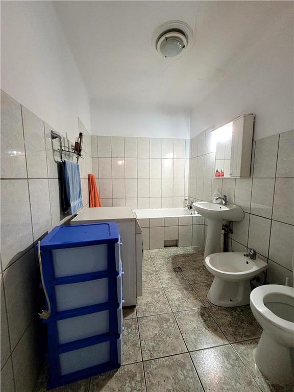Apartamente Noi versus Apartamente Vechi în Oradea: Cum Facem Alegerea Corectă?